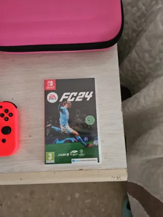 Nintendo Switch Azul/Rojo + FC24 + funda