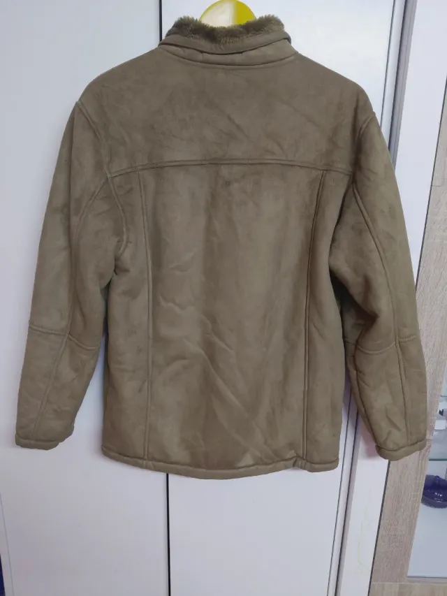 Chaquetón de piel para hombre