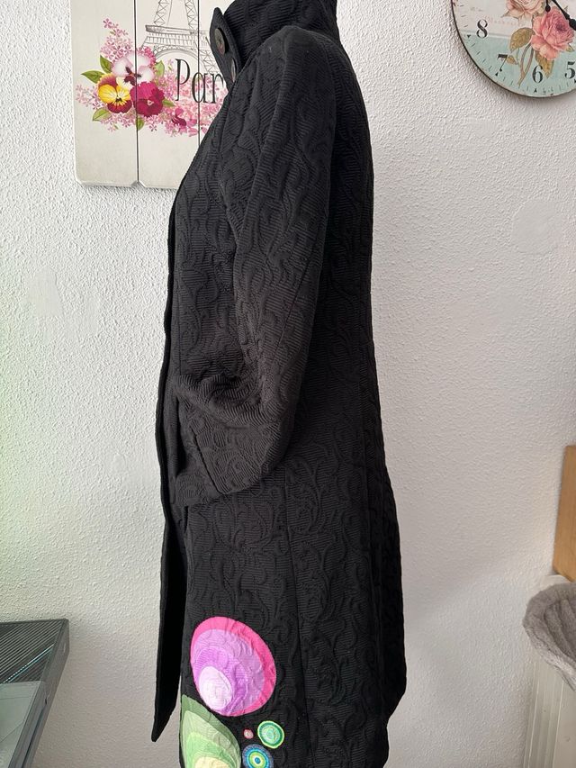 Abrigo Desigual Negro Multicolor