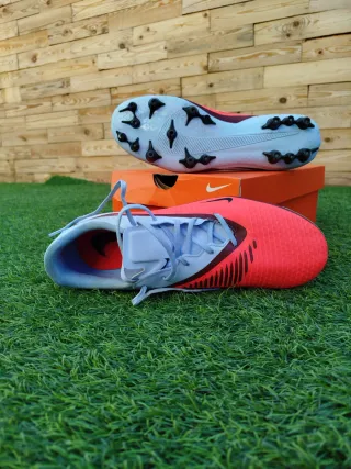 Botas de fútbol Nike Talla 43 Originales