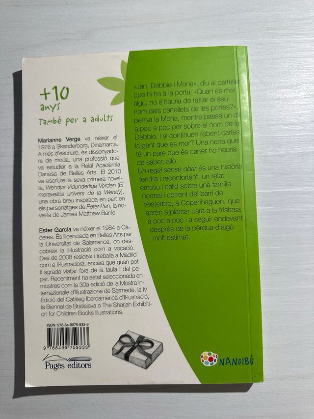 Un regal sense obrir (Nandibú) (Catalan Edition)