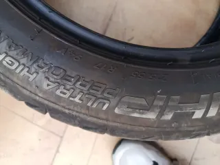 Neumático 215/55 R17 94V