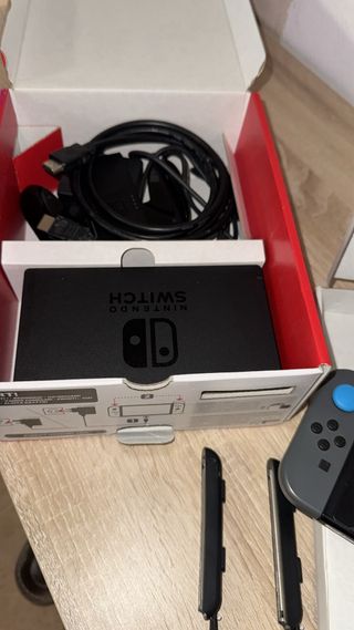 Nintendo Switch OLED Blanca y Negra