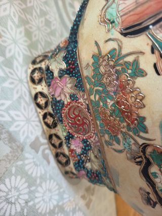 Jarrón porcelana santsuma motivos japoneses