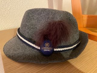 Cappello Löwenbräu Grigio con Piuma