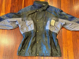 Chaqueta Descente Negra y Gris