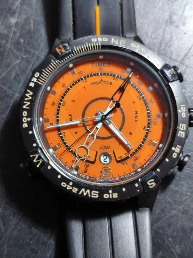 Reloj Timex Indigo TIDE-COMPASS-TEMP