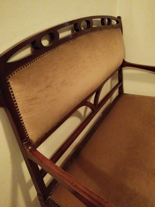 Divanetto antico in tessuto e legno
