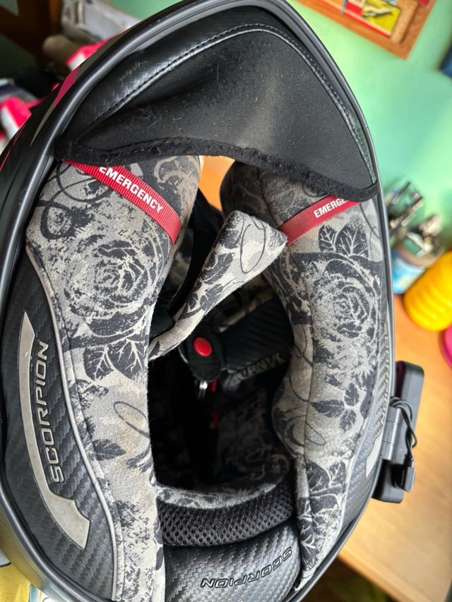 Casco Scorpion EXO-1400 Air Negro/Rosa