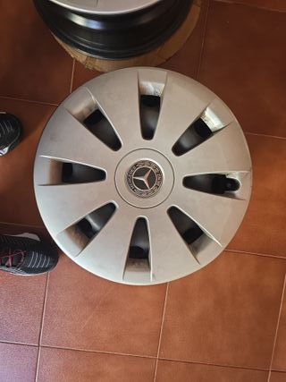 Llantas y tapacubos Mercedes v220