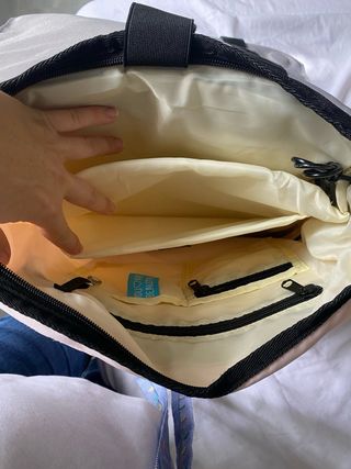 Mochila Lovevook Beige y Gris