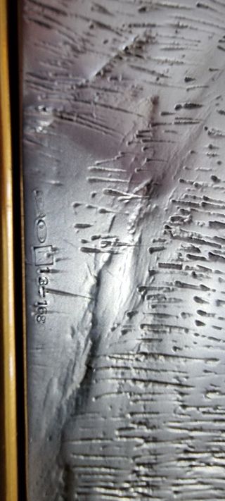 Portagioie in radica con bassorilievo