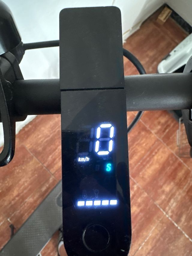 Patinete Eléctrico Negro