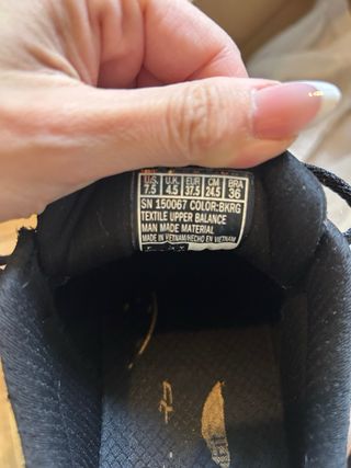 Zapatillas Skechers Arch Fit Negras 37.5