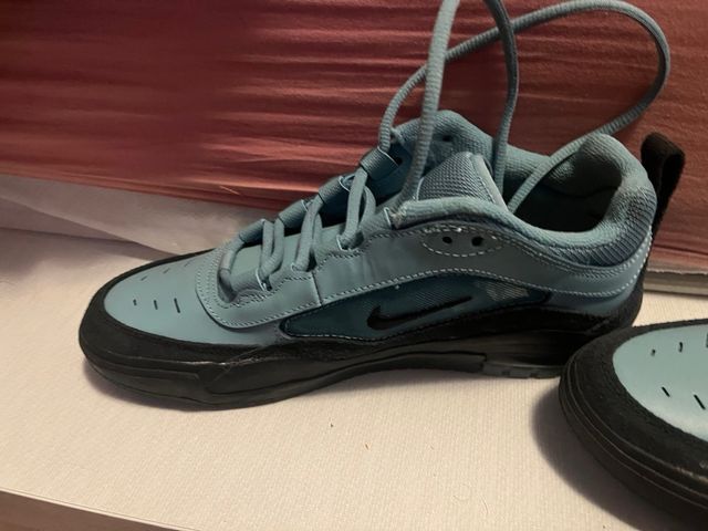 Zapatillas Nike Skate Negras y Azules