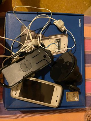 Nokia 5230 grigio/bianco con accessori