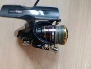 Carrete Daiwa Legalis 1000