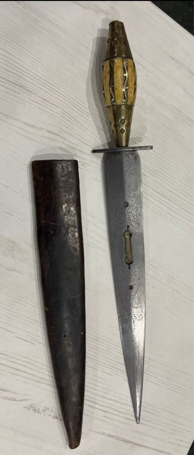 Daga antigua decorativa coleccionista