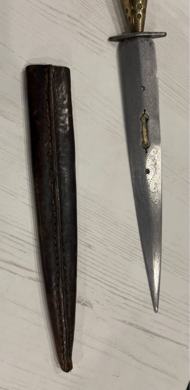 Daga antigua decorativa coleccionista