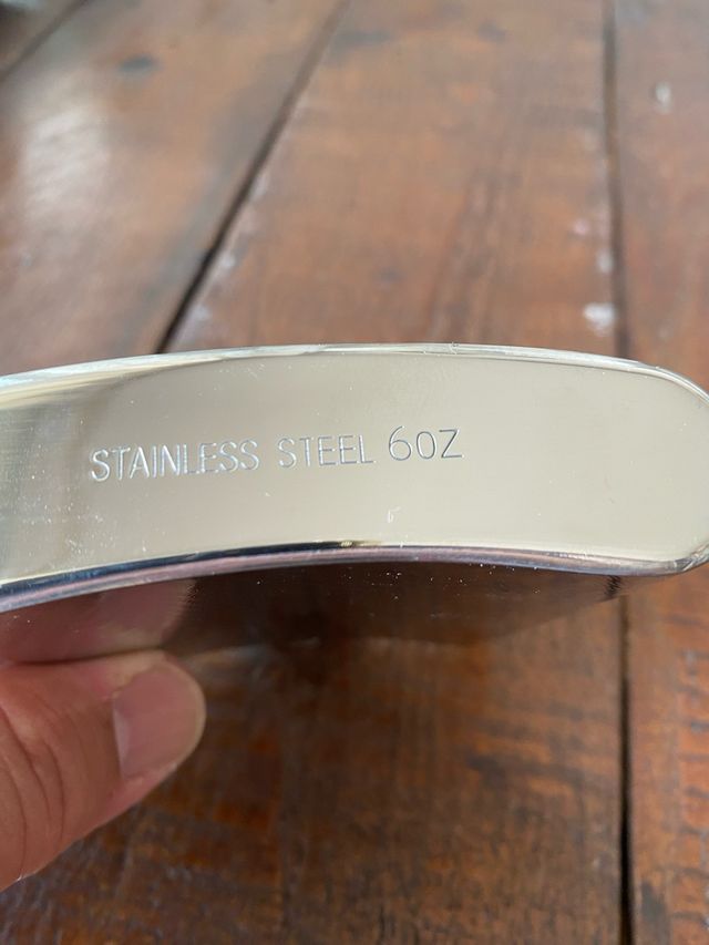 Petaca de acero inoxidable 6 oz