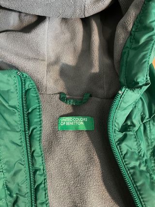 Giubbino Benetton. 8-9 anni