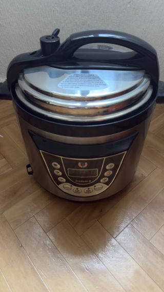 Olla Express Automática