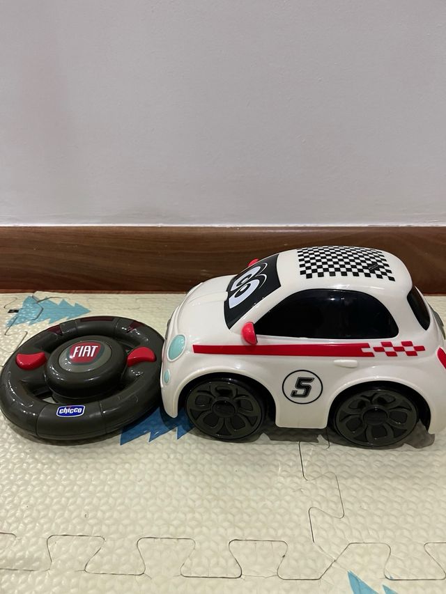 Coche teledirigido Fiat 500 Chicco