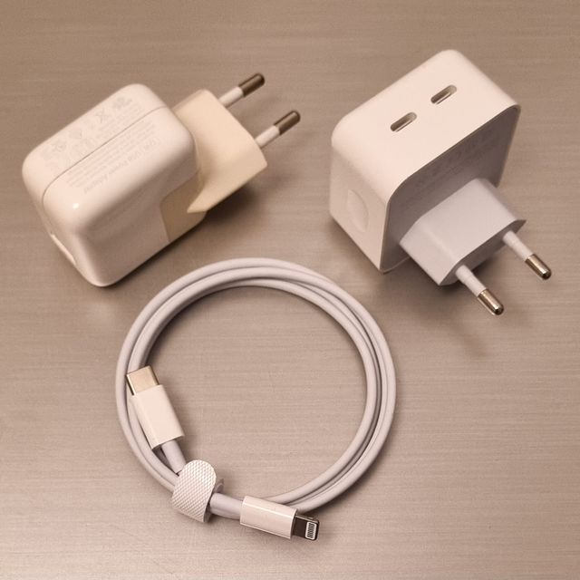 Pack Apple 35W Dual USB+ Cable Lightning + 12W USB