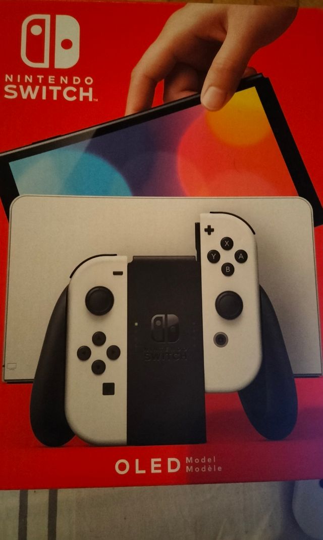 Nintendo Switch OLED in ottime condizioni!
