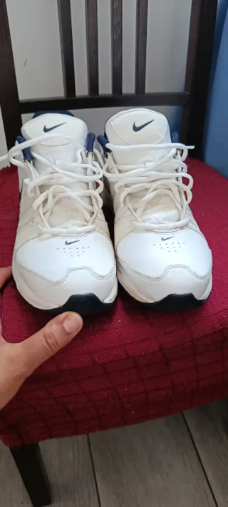 Zapatillas Nike Blancas y Azules Talla 42