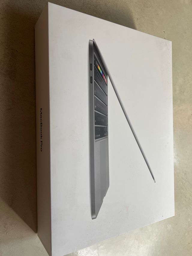 MacBook Pro 13 2020 Intel Core i5 16GB RAM