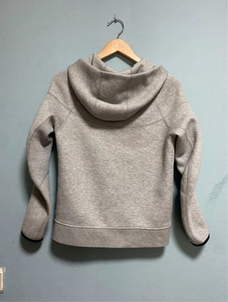 Conjunto Nike Tech Fleece Gris