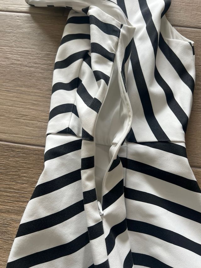 Vestido espalda descubierta