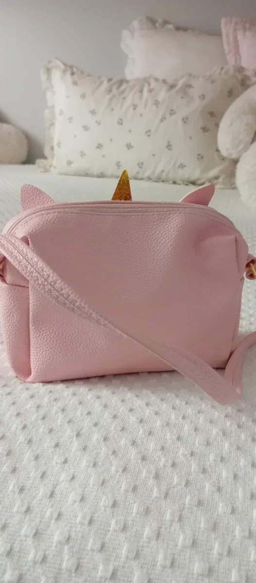 Bolso interactivo para niña