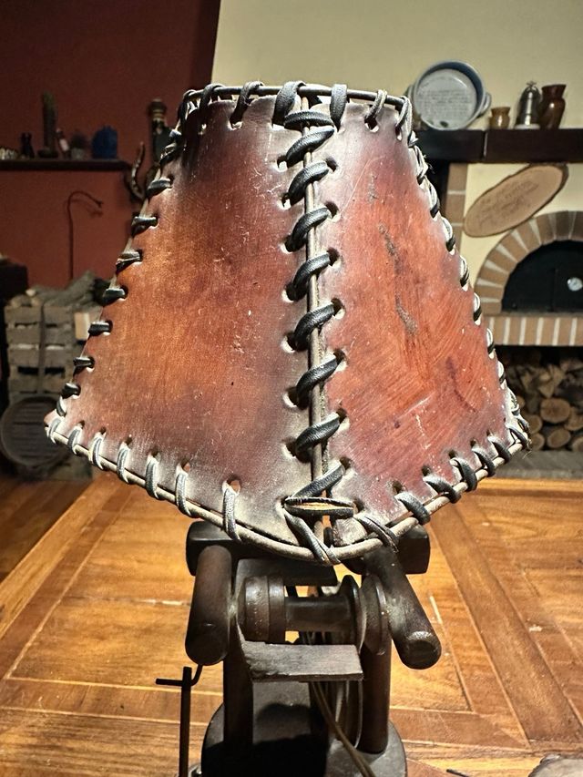 Lampada Steampunk Pelle Metallo Legno