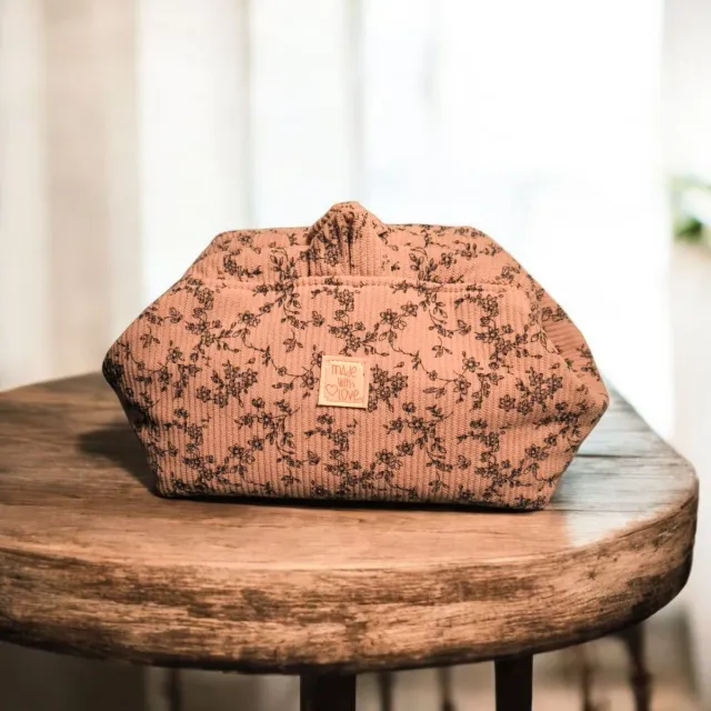 Bolso de mano boca de lobo rosa