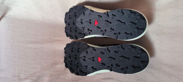 Zapatilla Salomon THUNDERCROSS Negra/Gris