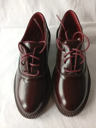 Zapatos Oxford Marrones Brillantes