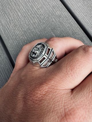 Anillo Plata Diseño León