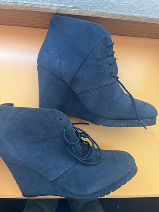Botines cuña azul talla 40