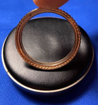 Bisel y Anillo Reloj Negro y Dorado