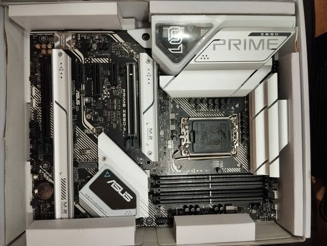 2 Unidades ASUS PRIME Z690-A
