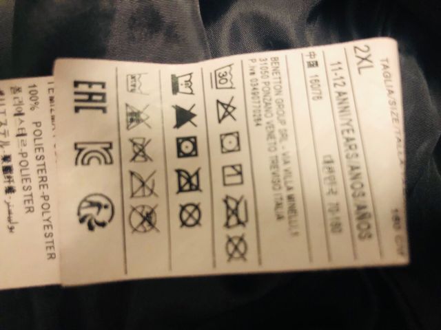 2 Chaquetones Benetton Rojos