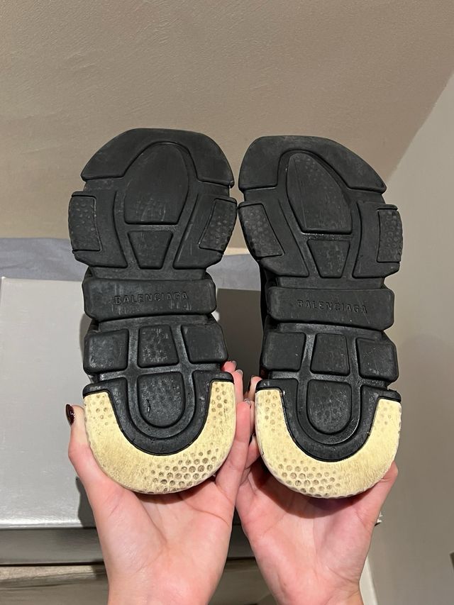 Balenciaga Speed Runner nere e bianche