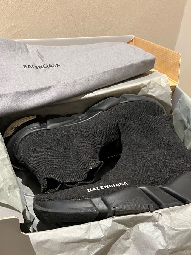 Balenciaga Speed Runner nere e bianche