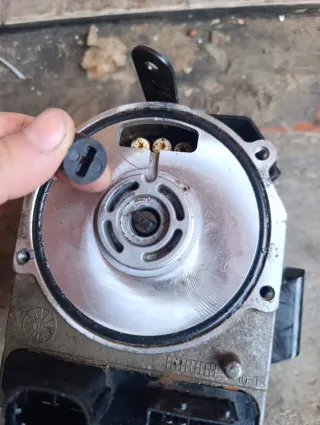 Bomba Dirección Eléctrica Renault