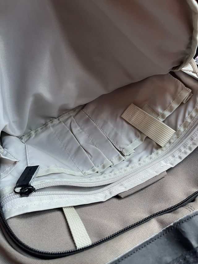 Nike Cordura 2000s Beige/Negro Bolso Mensajero Lap