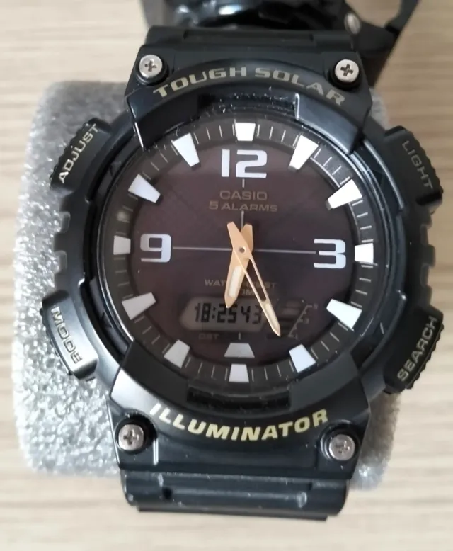 Reloj Casio Tough Solar