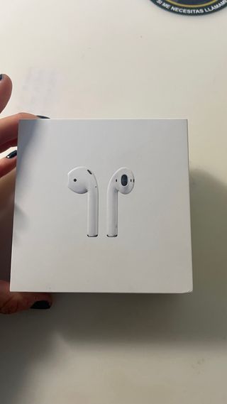 Caja AirPods 1