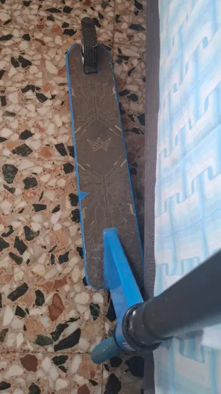 Patinete Scooter Homcom Azul y Negro